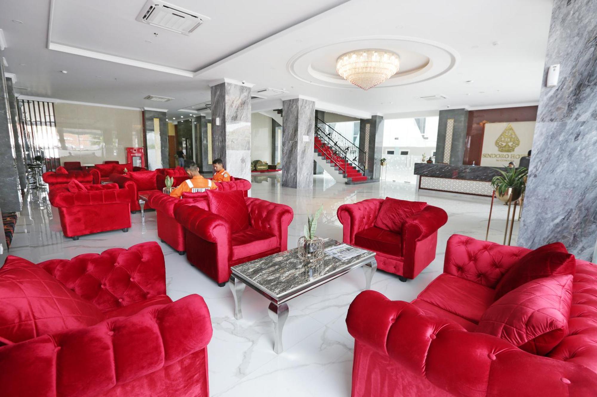 Sindoro Hotel Cilacap By Conary Exterior photo